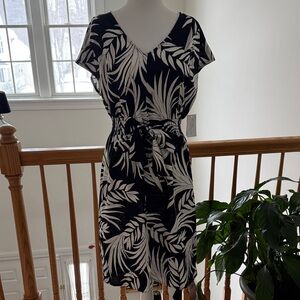 Morgan Taylor Black and White Tropical Mini Dress
